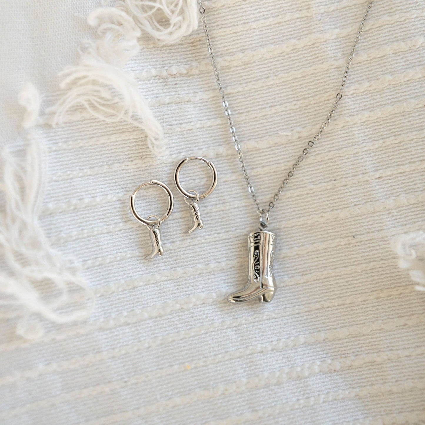 Dolly Boot Hoops: Silver