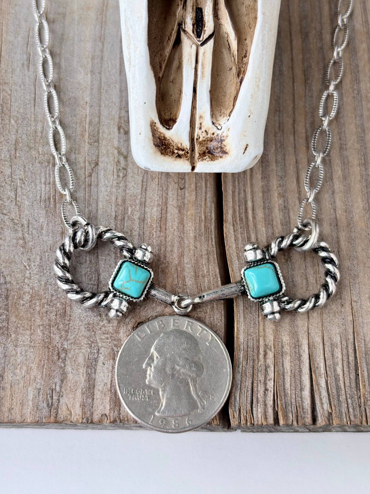 Western Style Horsebit Pendant Link Chain Necklace