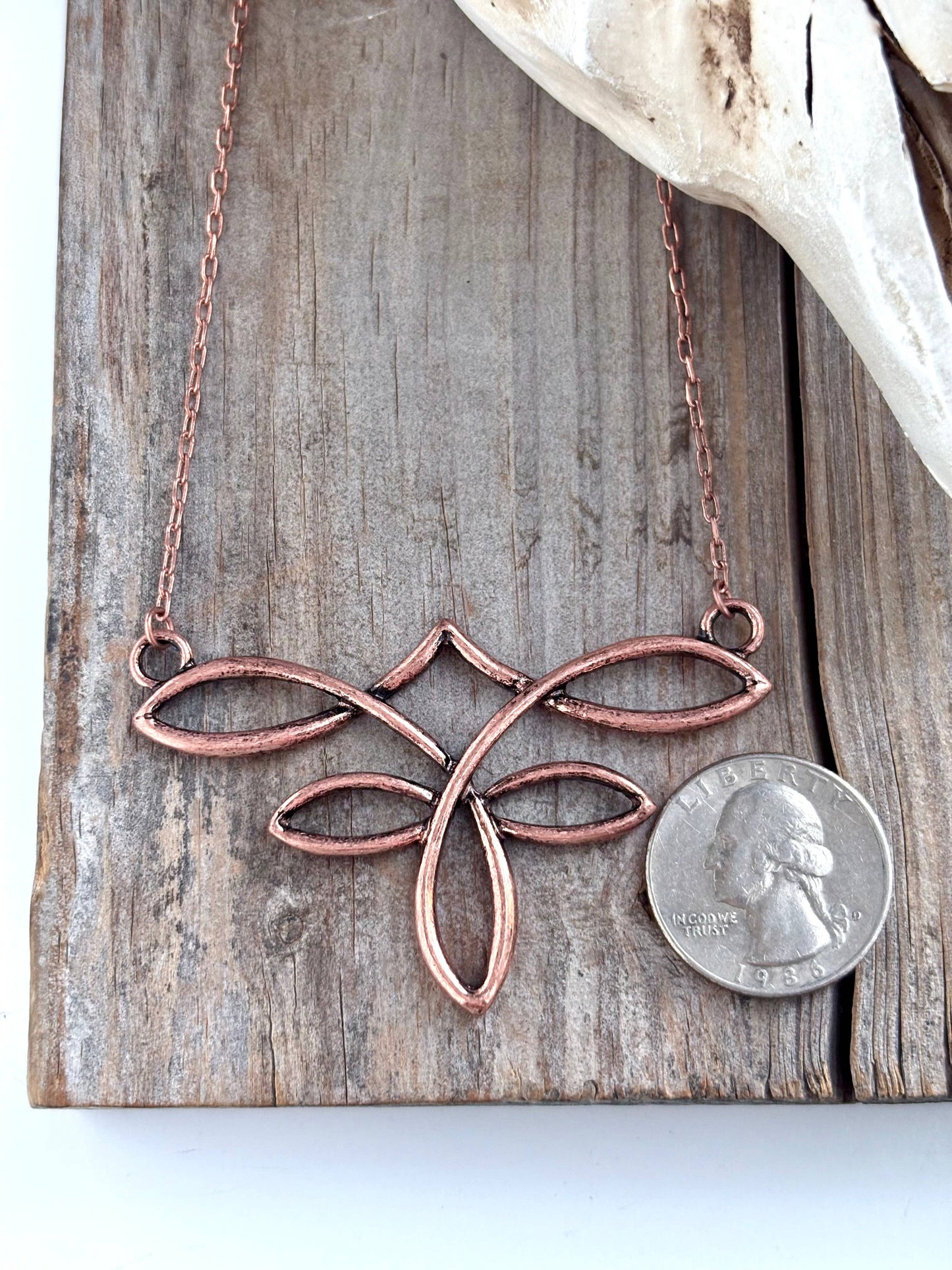 Western Style Boot Stitch Pendant Chain Necklace: SILVER