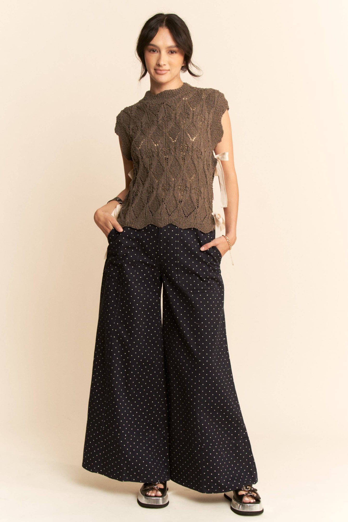 RIBBON BOW TIES SCALLOPED TRIM KNIT SEMI CROP TOP