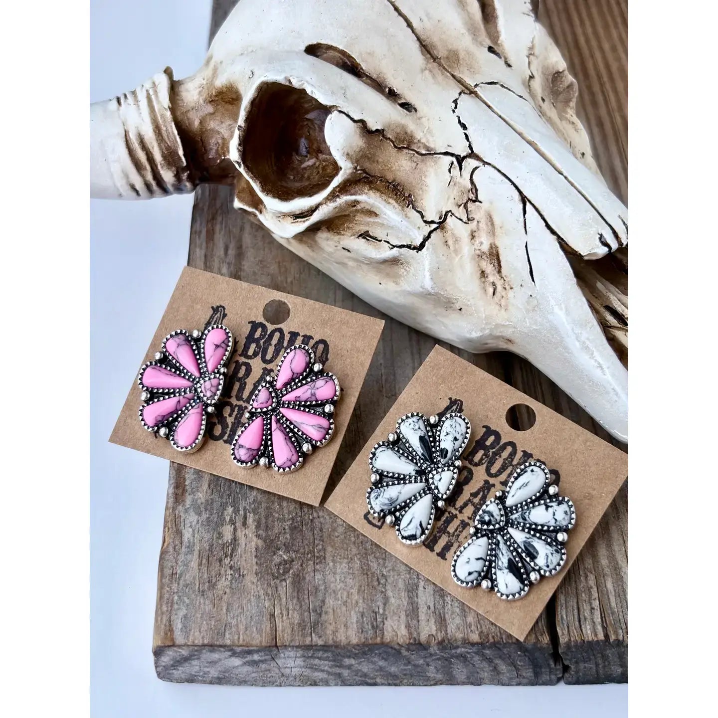 Western Squash Blossom - Stone Stud Earrings: WHITE