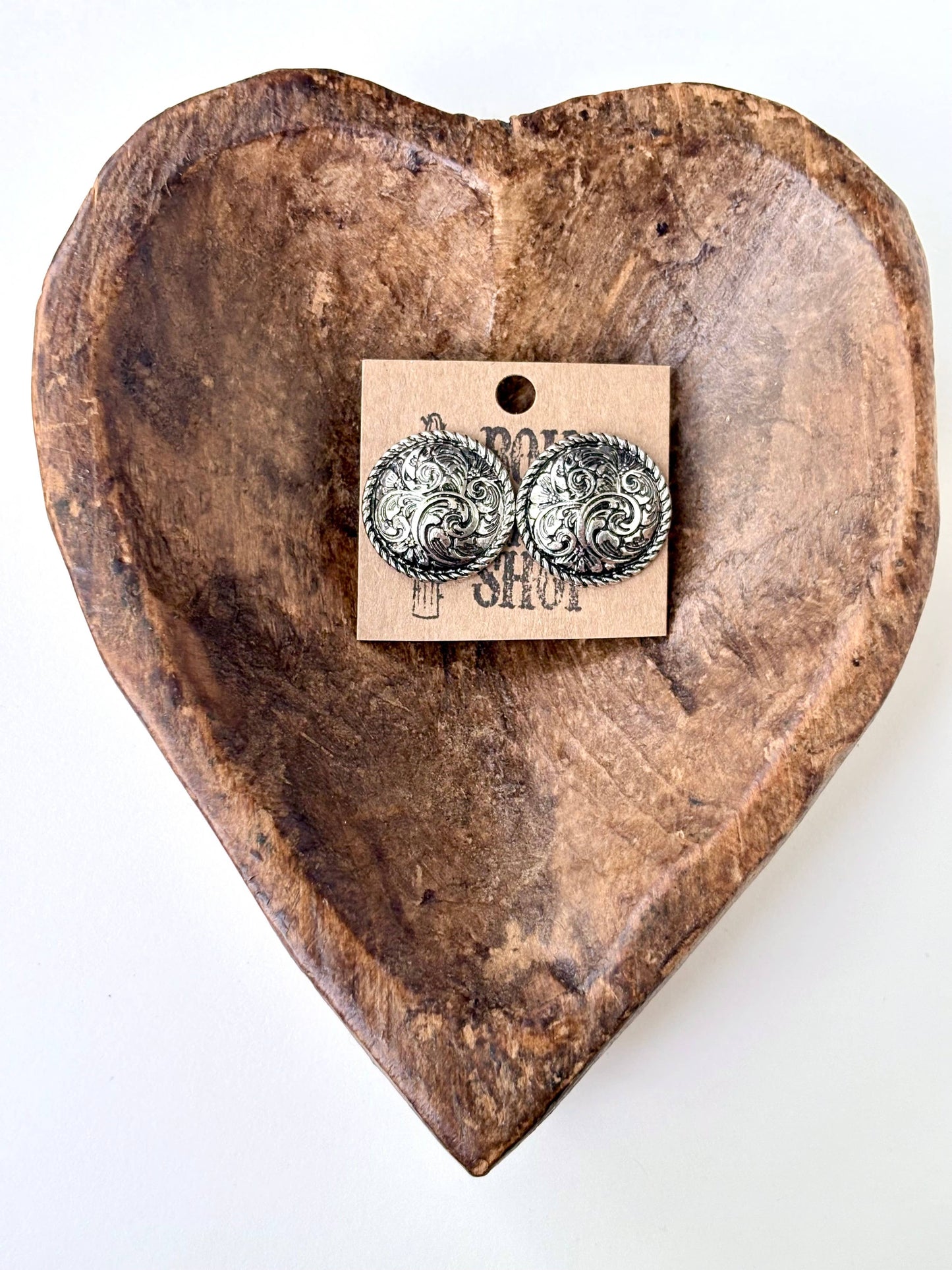 Western Style Round Stud Earrings: Silver