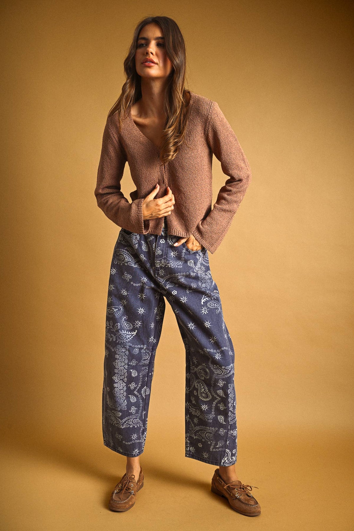 P6317   PAISLEY PRINT WASHED PANTS: BROWN / L