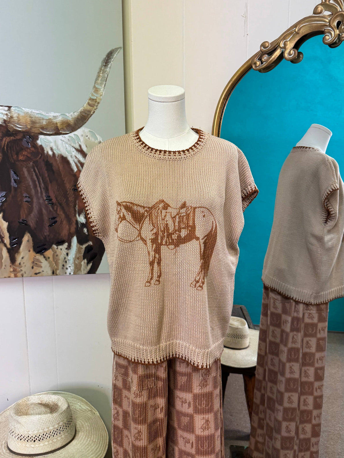 The Cowpony short sleeve printed sweater vest with trim: L