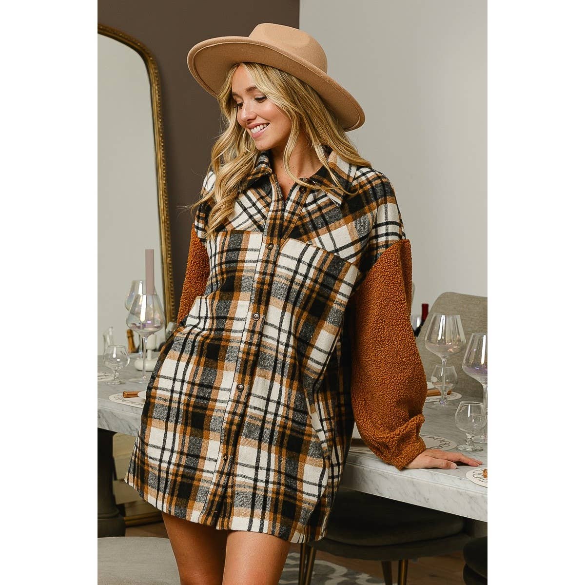 VINTAGE PLAID AND SHERPA MIXED SHACKET: MOCHA COMBO / M
