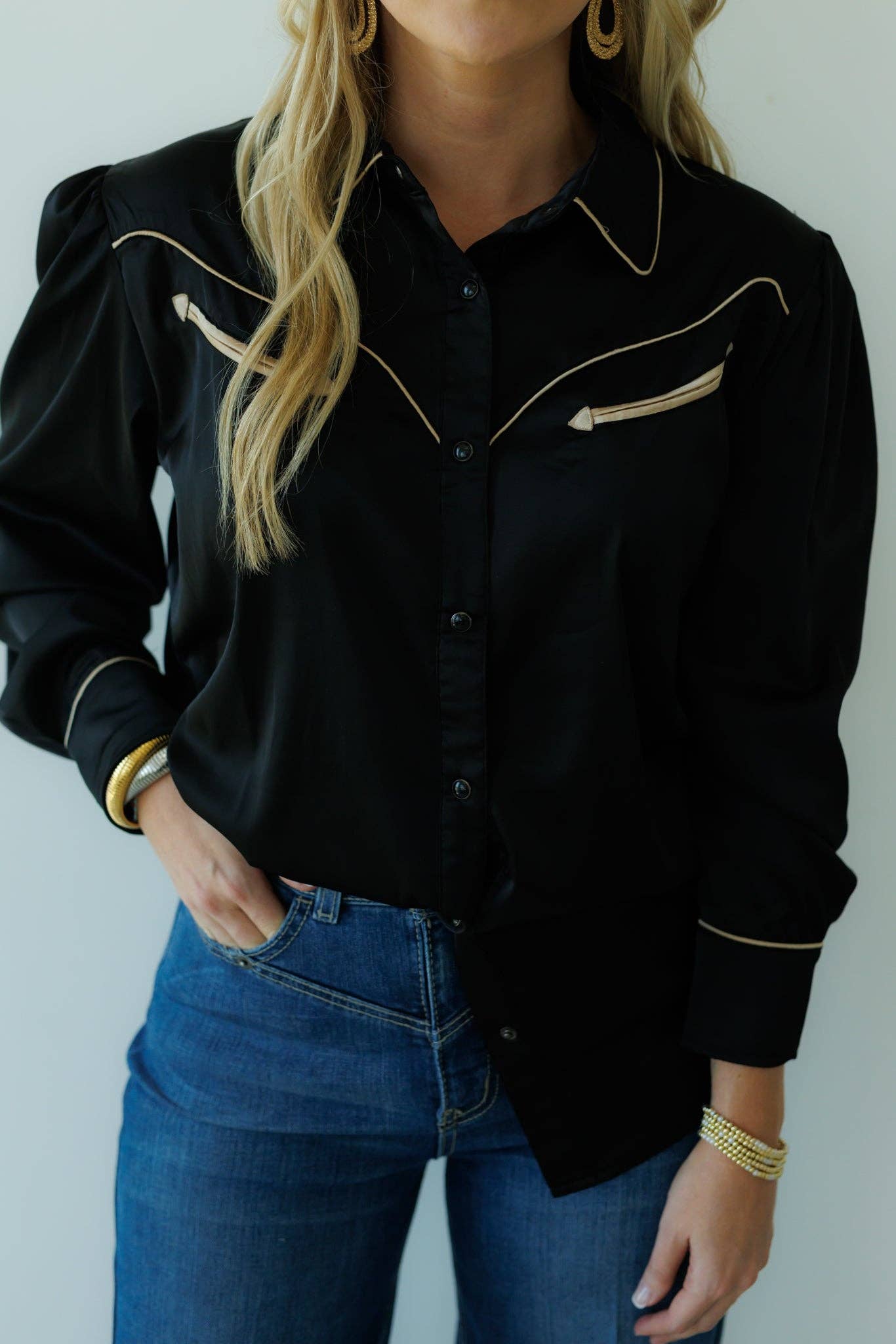 Pearl Snap, Black Satin