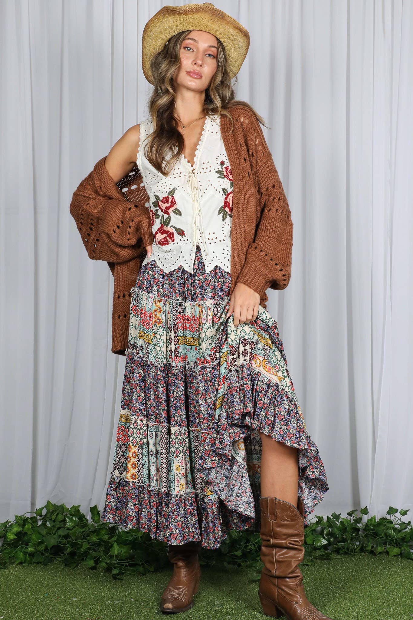 Eyelet Boho Floral Embroidery Patchwork Cotton Vest VT82314: Cream / S