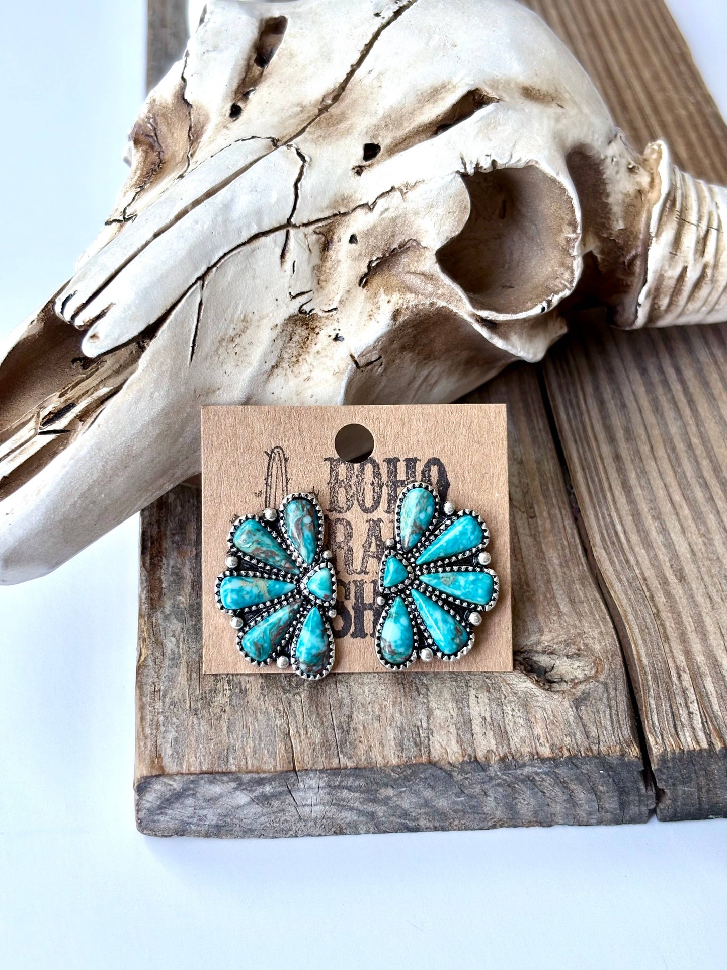 Western Squash Blossom - Stone Stud Earrings: WHITE