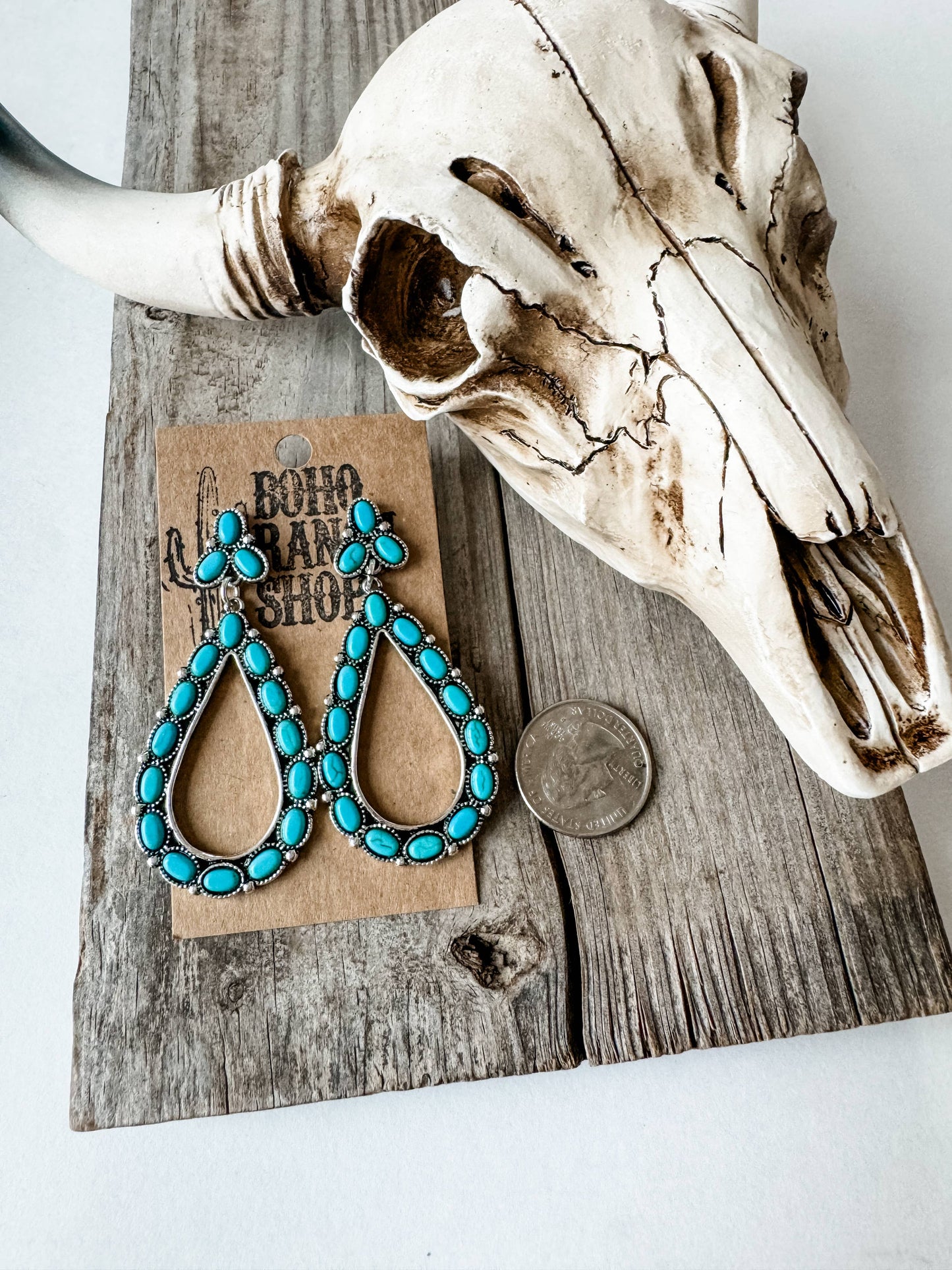 Western Teardrop Earrings: BLACK