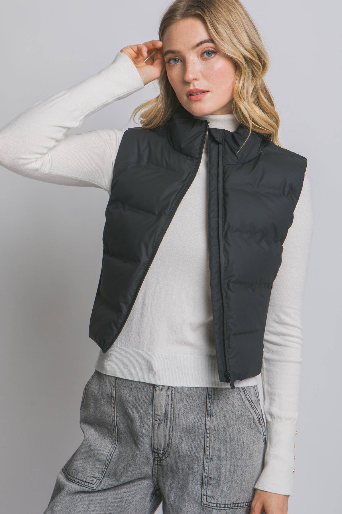 Slim- Fit Zip Down Puffer Vest : ESPRESSO-185901 / S