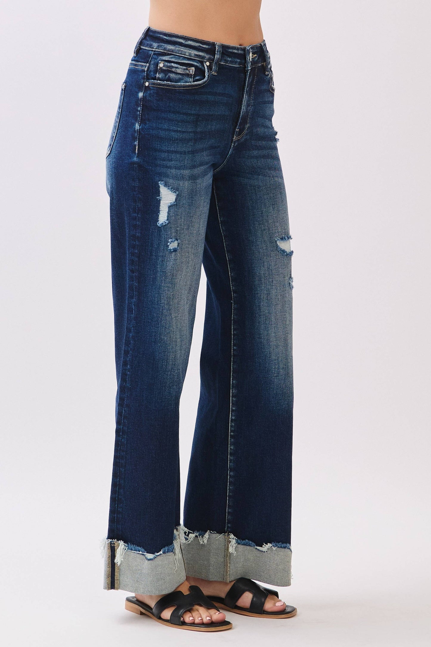 P1554W-DK HIGH RISE STRETCH WIDE LEG W/ CUFFED HEM JEANS: 1/24