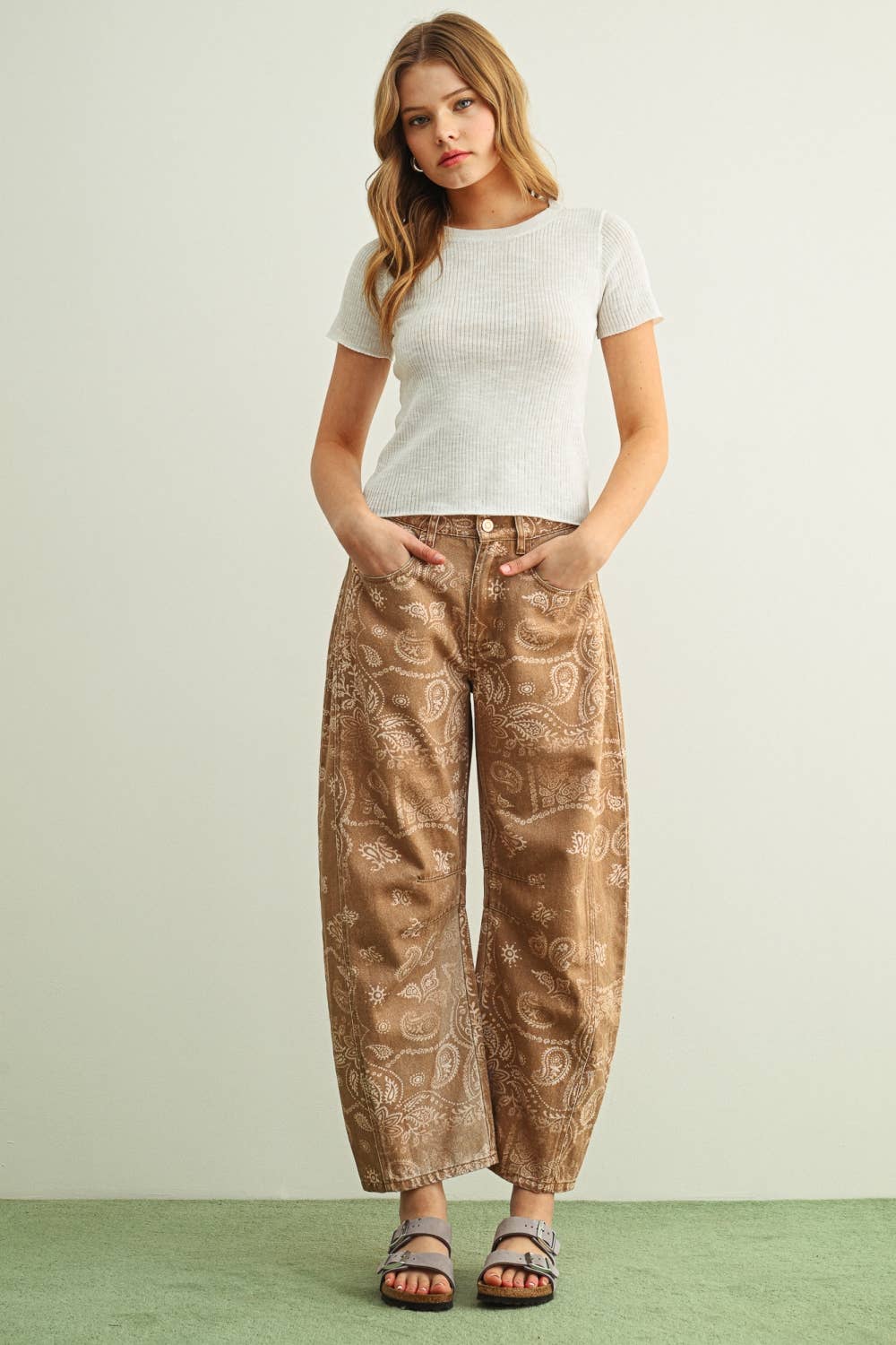 P6317   PAISLEY PRINT WASHED PANTS: BROWN / L
