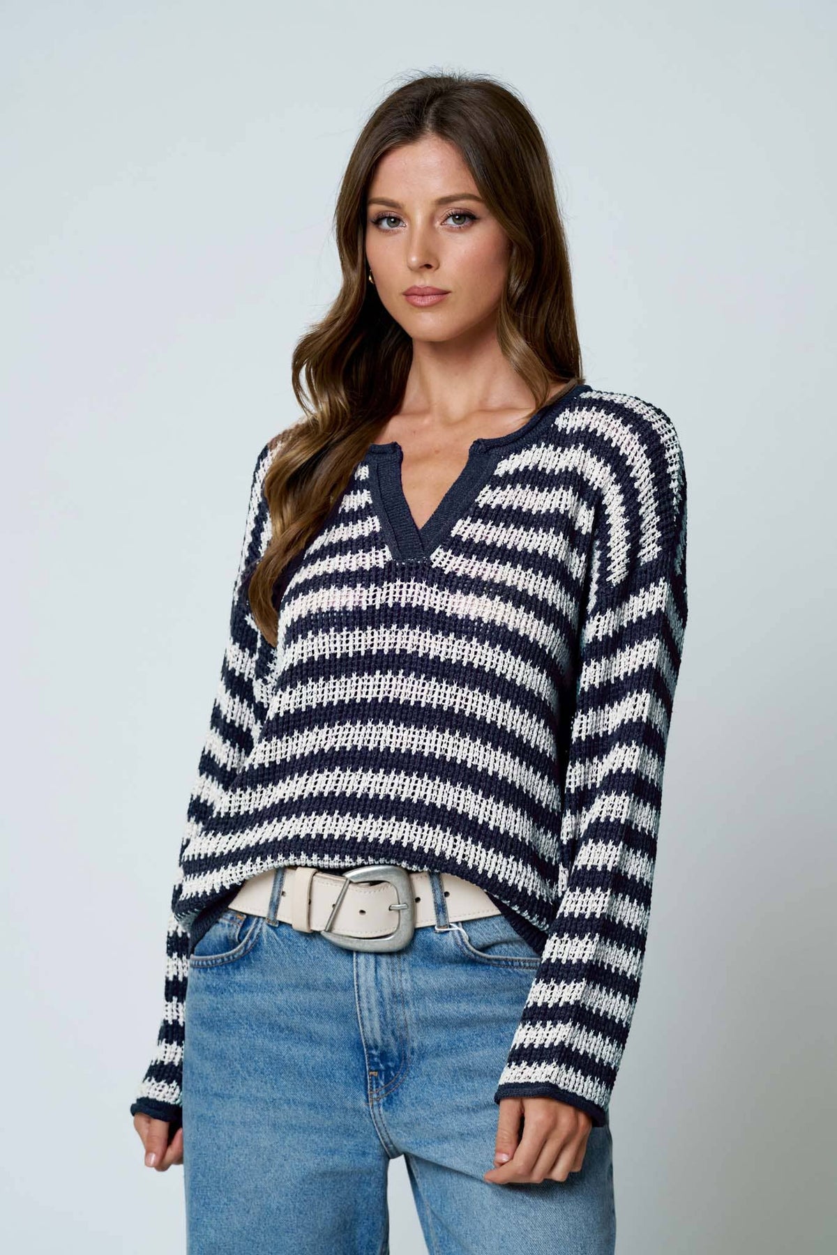 STRIPE RAW EDGE SPLIT NECK SHEER KNIT SWEATER : MOCHA