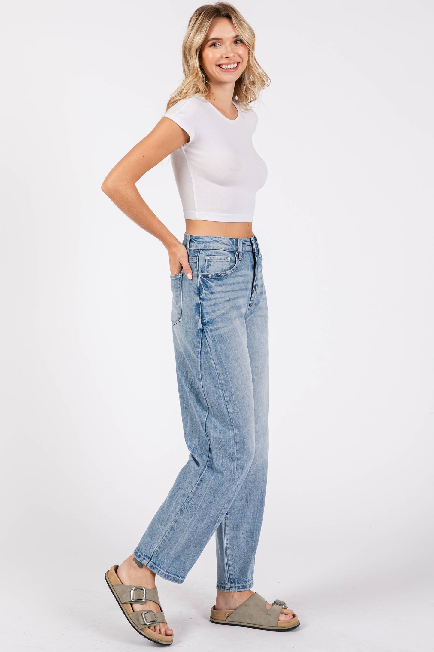 P1305X-LM SIDE SEAM DETAILING HIGH RISE COMFORT BARREL JEANS: 1/24