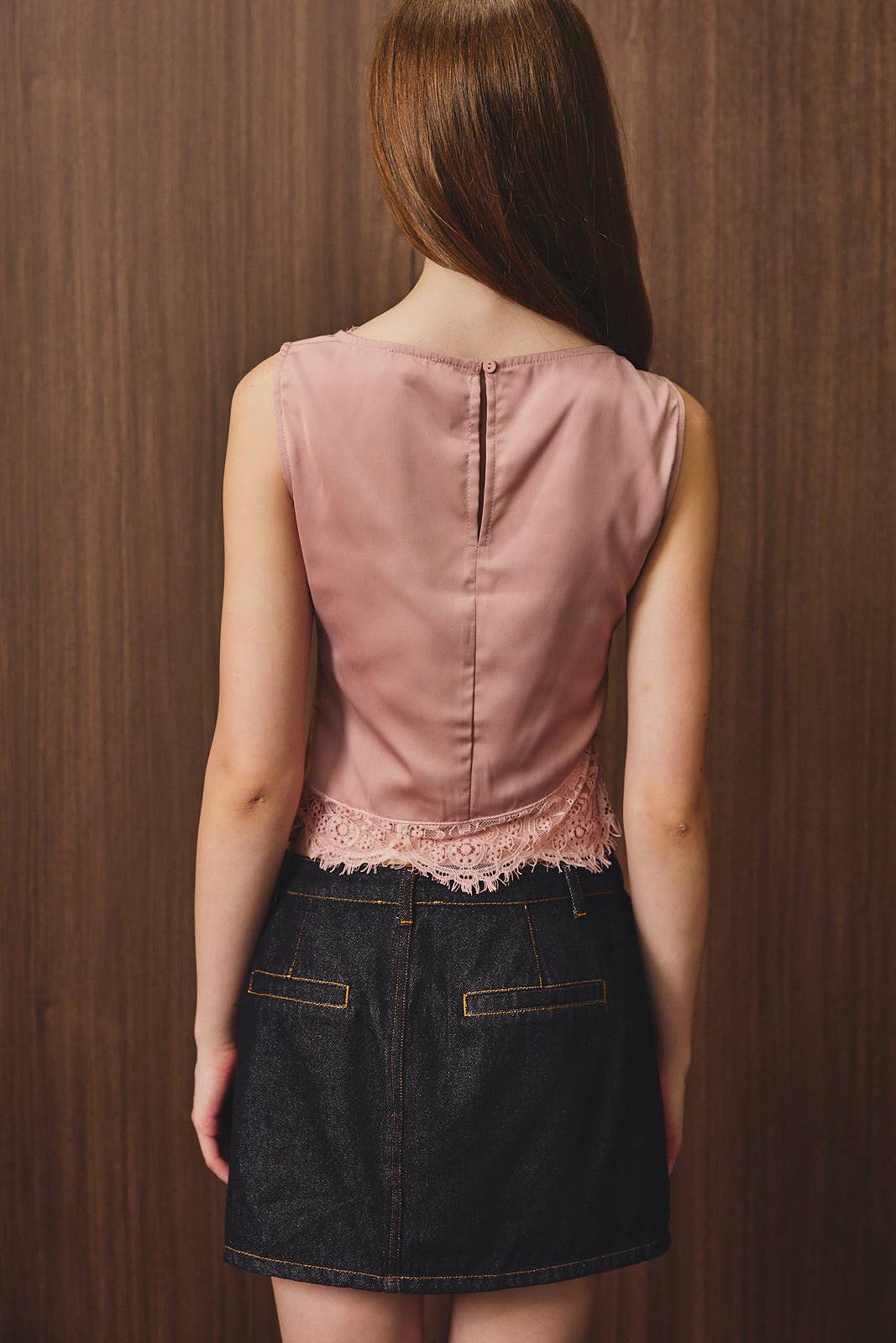 LACE DETAIL SLEEVELESS TOP: BLUSH / XS