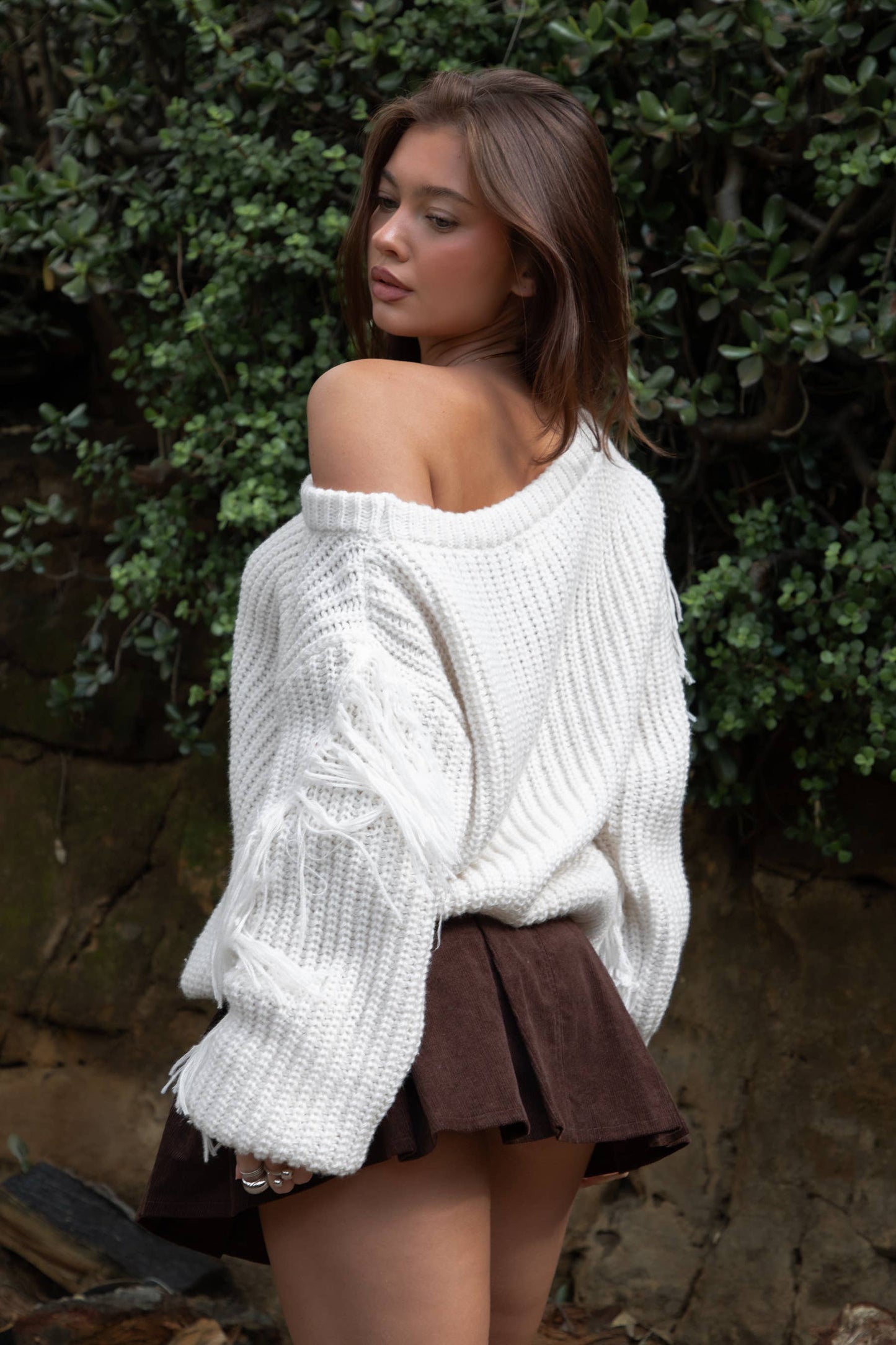 BAYLYN Off The Shoulder Knit Sweater With Tassels: IVORY / 3 SMALL 2 MEDIUM 1 LARGE