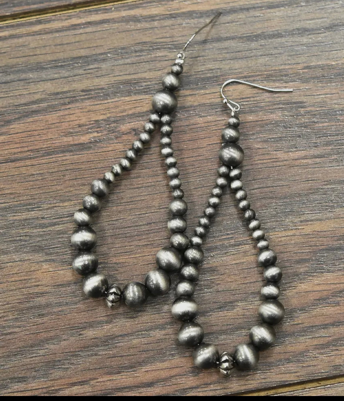 Handmade Navajo pearl earrings