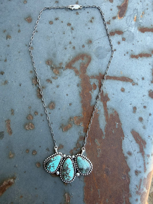 Azure Bloom necklace