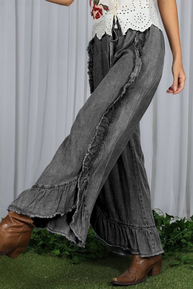 Flared Ruffle Hem Washed Chambray Crop Denim Pants VP83040: Black Denim / L
