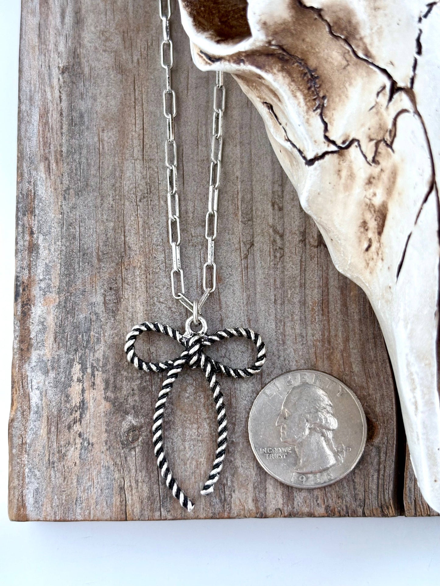 Western Style Coquette Bow, Ribbon Pendant Chain Necklace