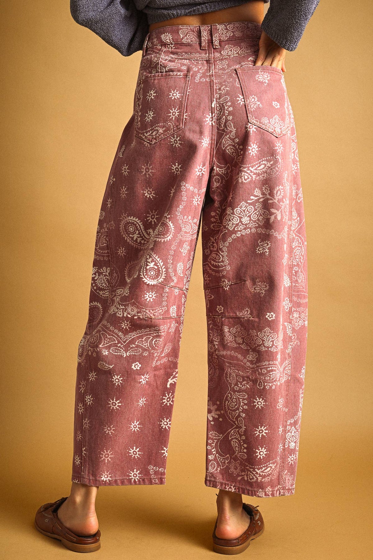 P6317   PAISLEY PRINT WASHED PANTS: BROWN / L