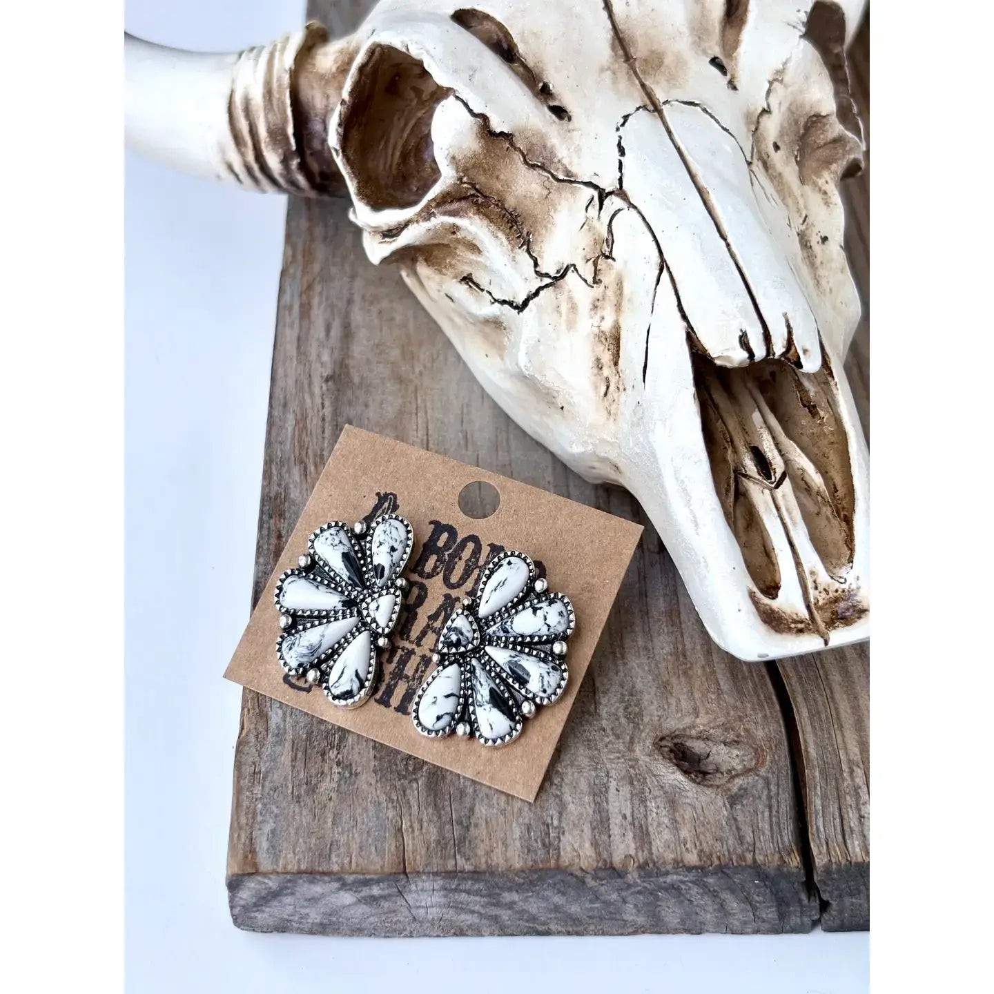 Western Squash Blossom - Stone Stud Earrings: WHITE
